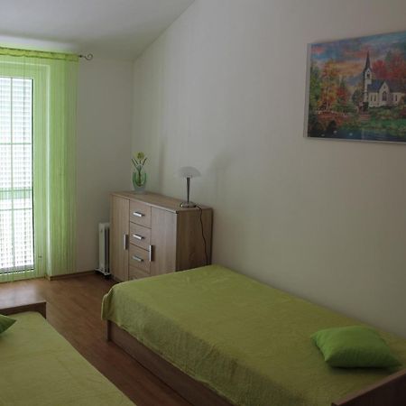 Apartment Mladen Biograd Na Moru Buitenkant foto