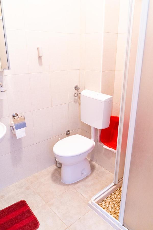 Apartment Mladen Biograd Na Moru Buitenkant foto