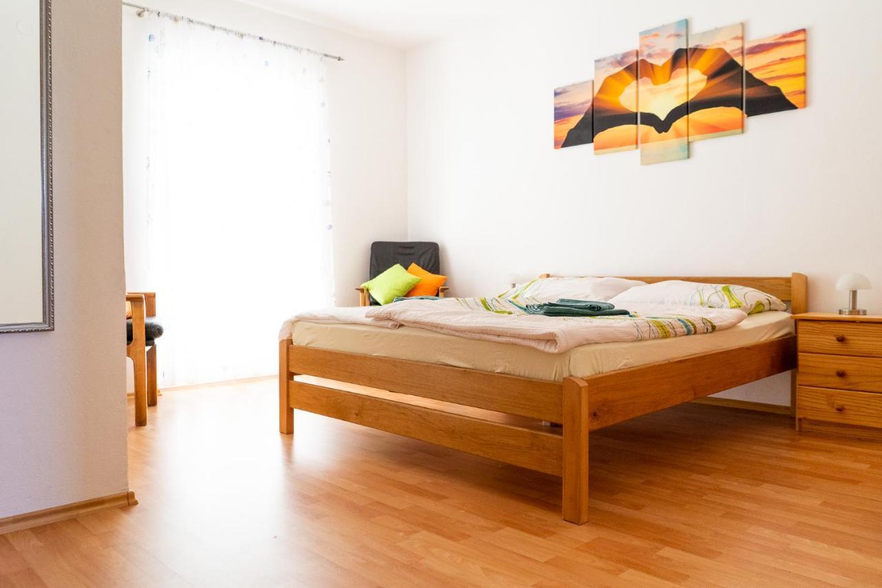 Apartment Mladen Biograd Na Moru Buitenkant foto