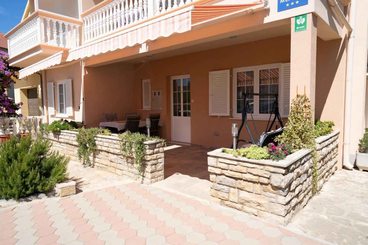 Apartment Mladen Biograd Na Moru Buitenkant foto