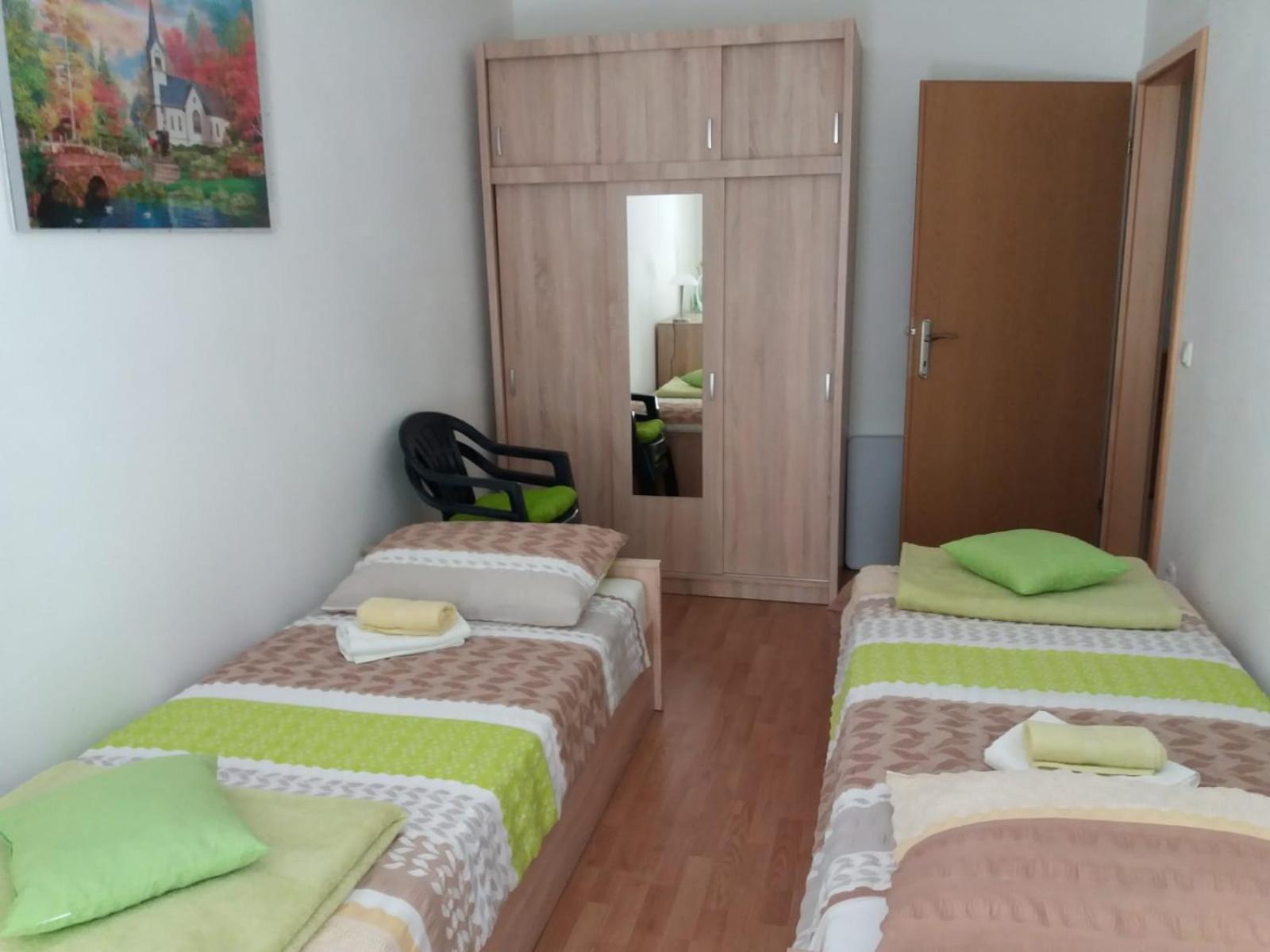 Apartment Mladen Biograd Na Moru Buitenkant foto